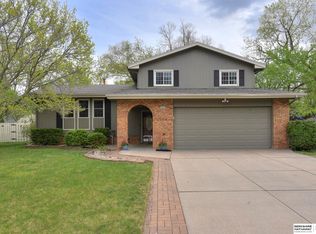 2905 Daniell Cir, Bellevue, NE 68123