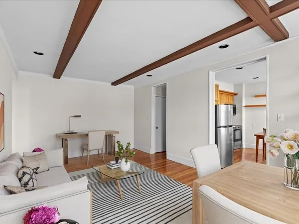117 Lanark Rd #10, Brighton, MA 02135