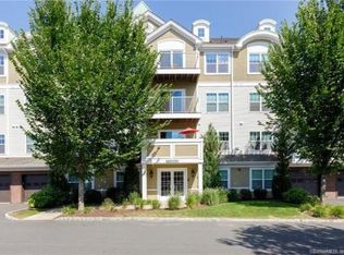 34 Schoolhouse Dr #309, West Hartford, CT 06110