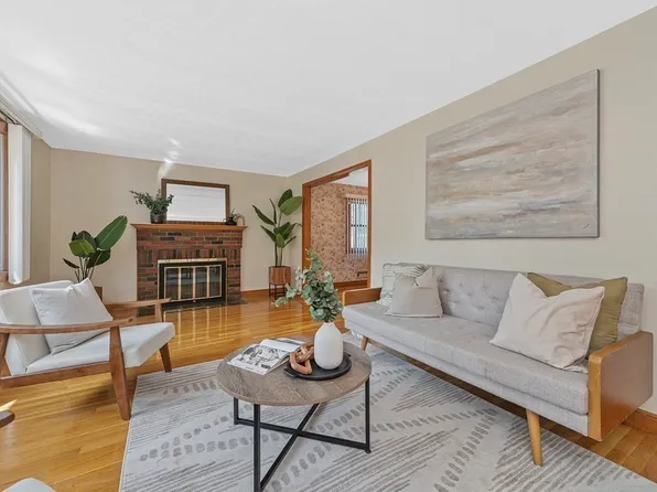 97 Tacoma St, Hyde Park, MA 02136