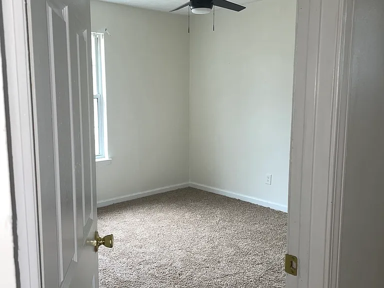 8140 Sterling Lakes Ct — Photo 11