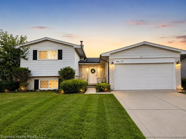 36177 Waltham Dr, Sterling Heights, MI 48310