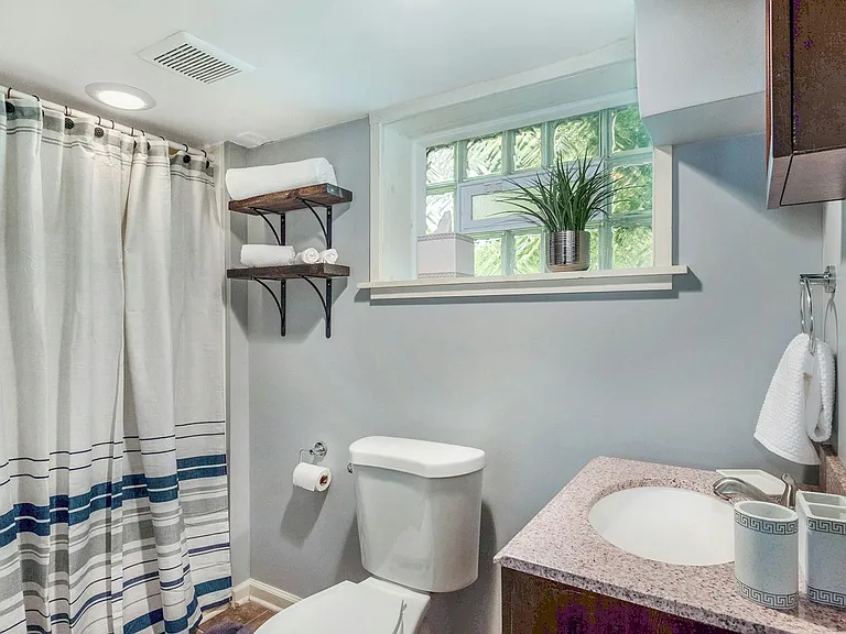 1393 Harpst St — Photo 19