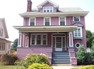 144 Edgington Ln, Wheeling, WV 26003