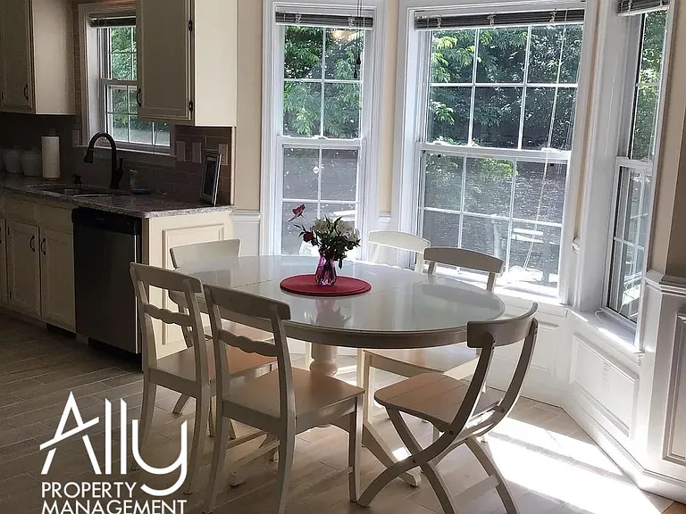 1236 Raintree Dr — Photo 9