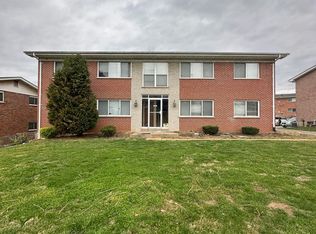1721 S 5th St APT 1N, Saint Charles, MO 63303