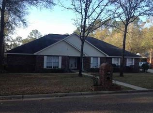 104 Windwood Ln, Enterprise, AL 36330