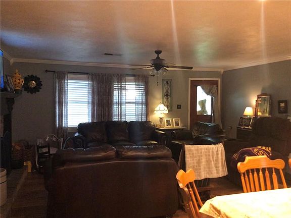 4th image of 327 Brassette Ln