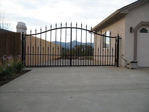 side boat/rv parking