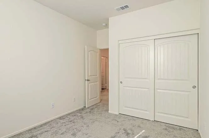 30411 Town Square Dr — Photo 13