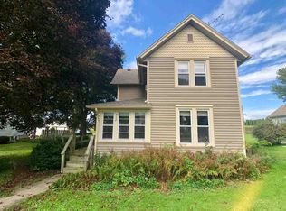 212 S Clark St, Monroe Center, IL 61052