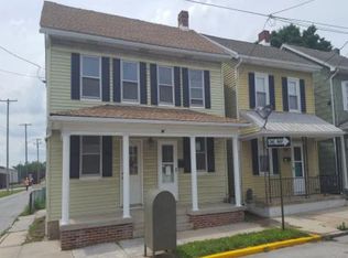 92 S Water St, Spring Grove, PA 17362