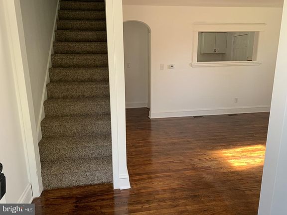 3rd image of 1349 Nelson Ave