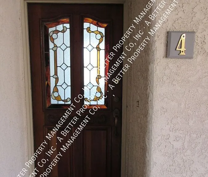 1077 Park Ave #4 — Photo 15