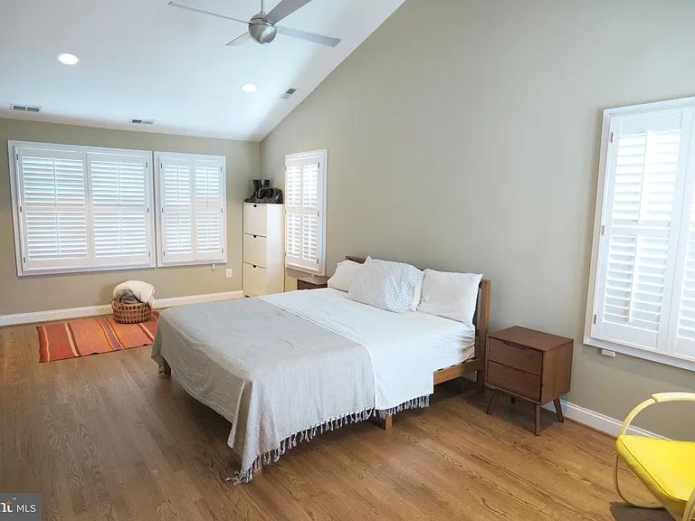 4536 Fairfield Dr — Photo 19