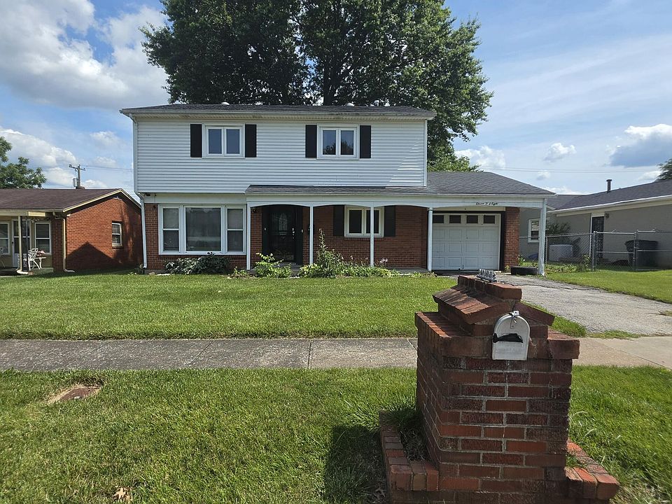 1st image of 1158 Oakwood Dr