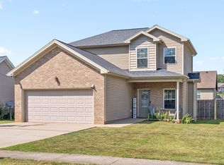 212 Azalea Dr, Oak Grove, KY 42262