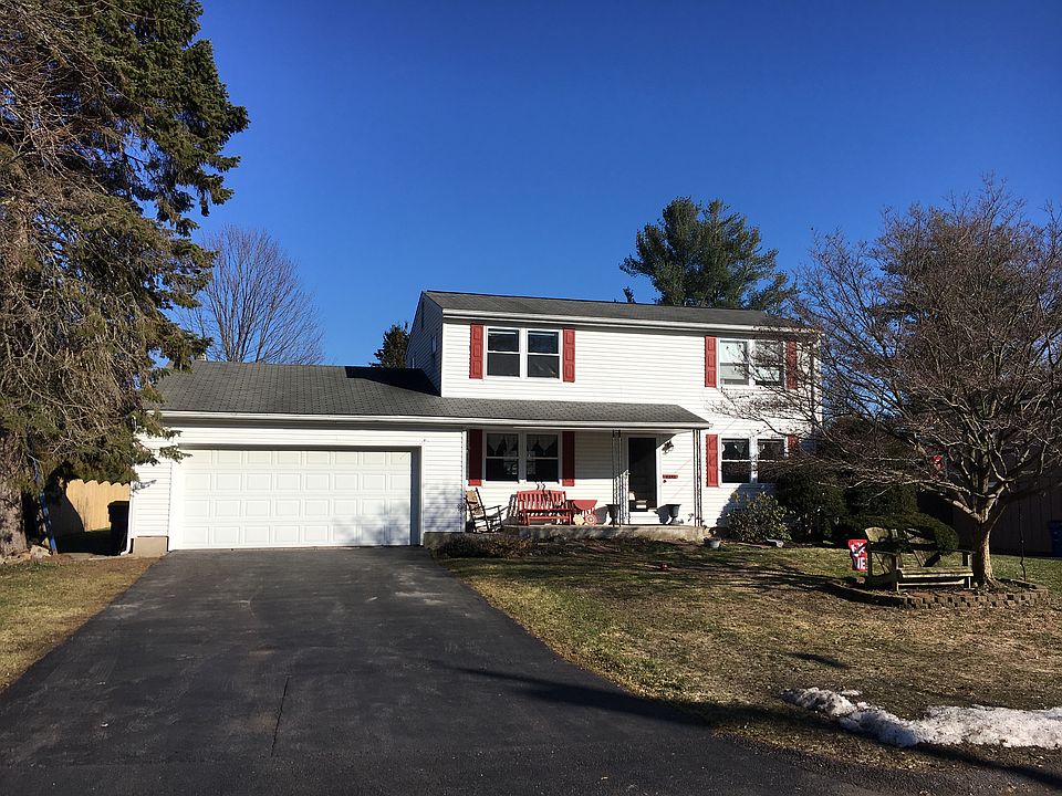 1st image of 8246 Dexter Pkwy
