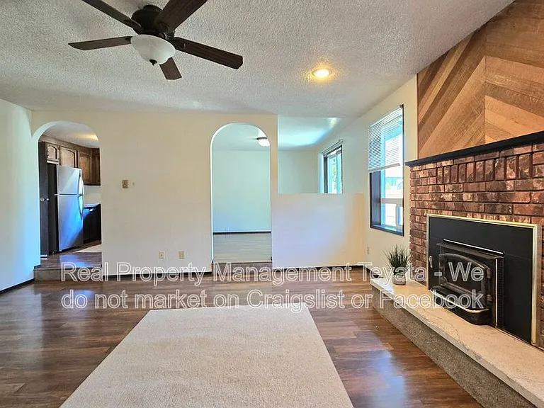 1453 Hillspring Rd — Photo 7