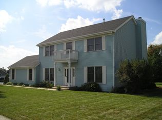 1721 Highridge Rd, Rockford, IL 61108