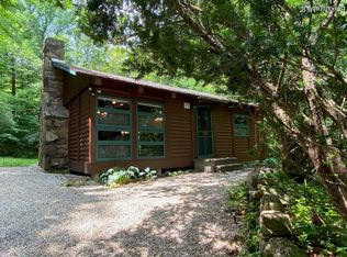 174 King Richard Dr, Becket, MA 01223