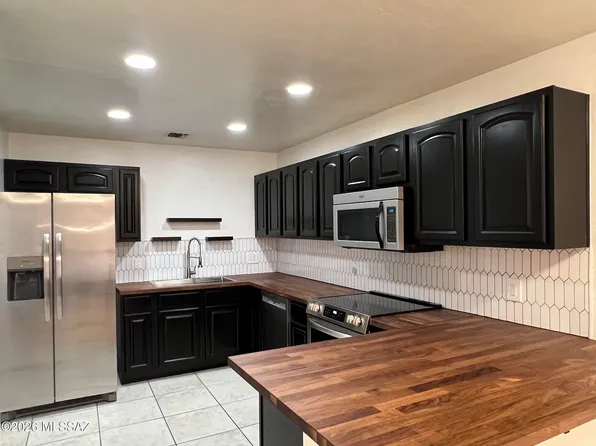6255 N Camino Pimeria Alta APT 49, Tucson, AZ 85718