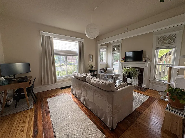 503 S Race St — Photo 20