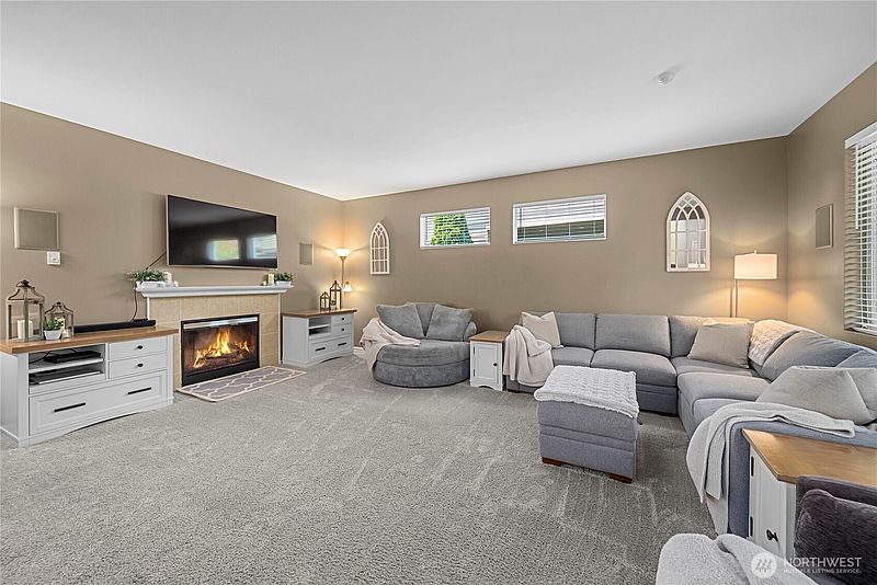 5th image of 16231 SE 251st Street