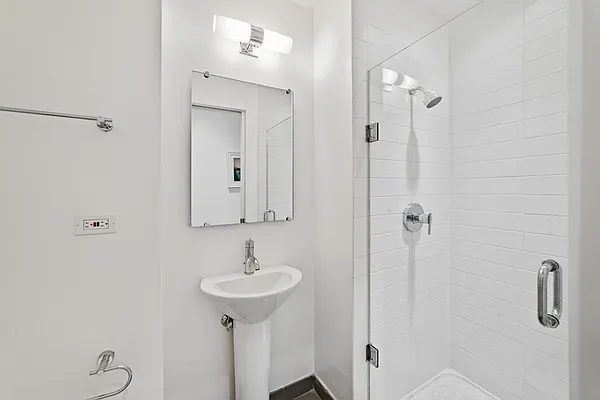 Rented by Corcoran | media 14