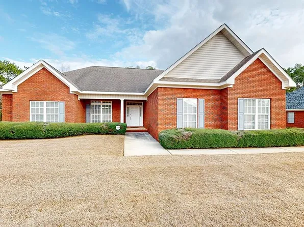 101 Fox Valley Dr, Dothan, AL 36305