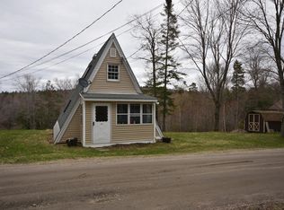 104 Franklin Rd, Hinsdale, MA 01235