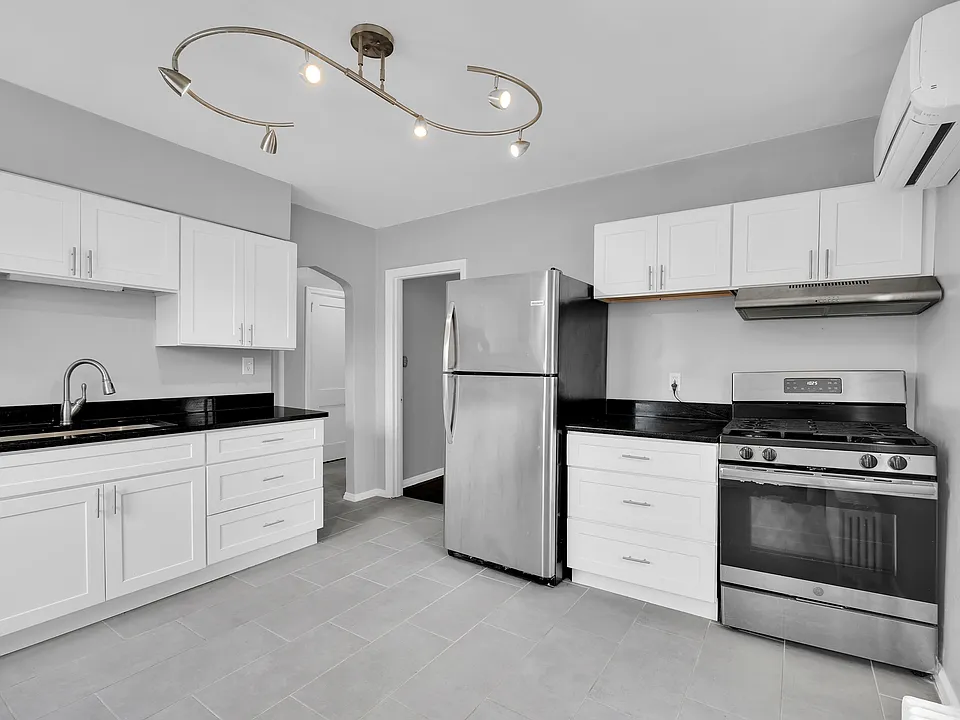 4343 Matson Ave #3