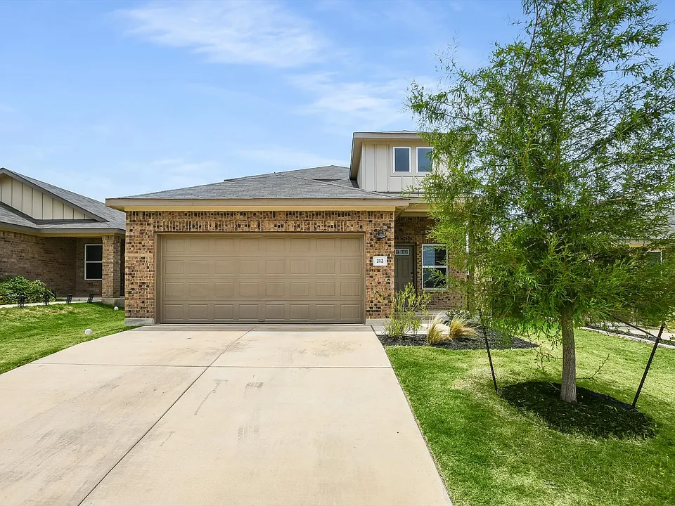 212 Prairie Song Ln
