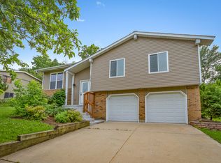 1304 Merrill Ave, Algonquin, IL 60102