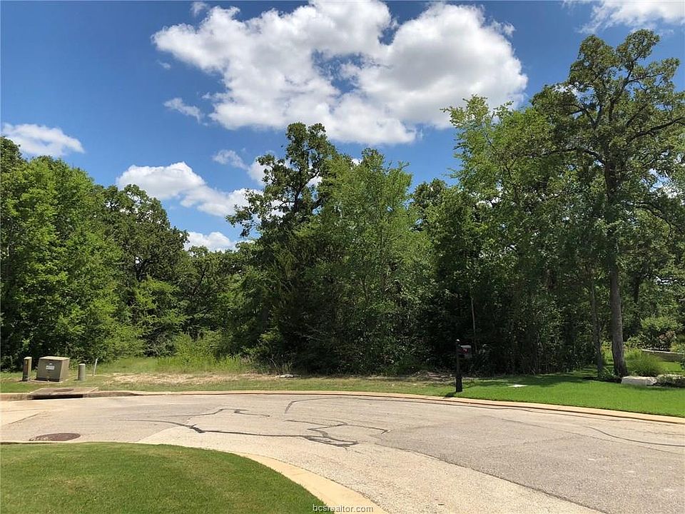1st image of 3235 Pinyon Creek Dr