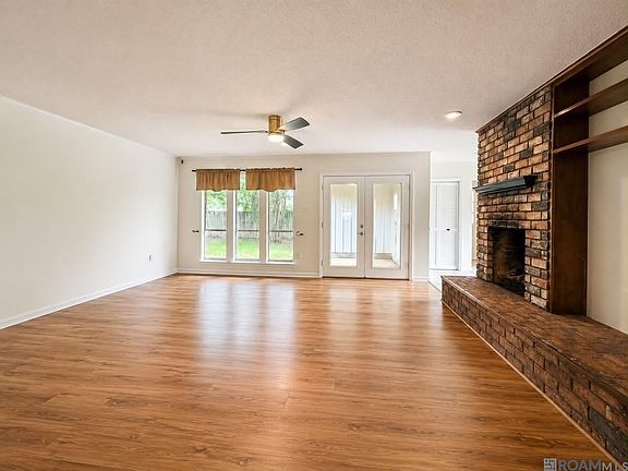 3rd image of 5822 Parkbrier Ct