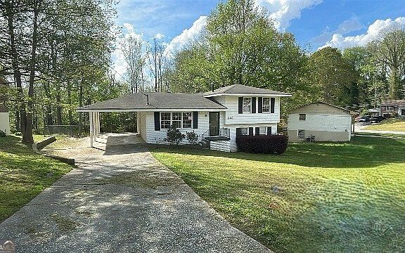 2nd image of 363 River Rd