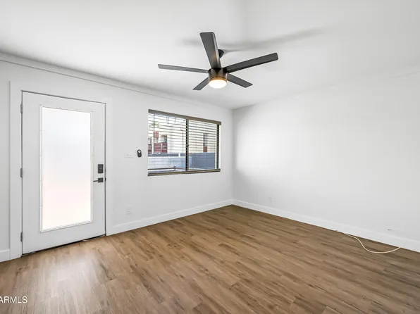 3133 E Fairmount Ave, Phoenix, AZ 85016