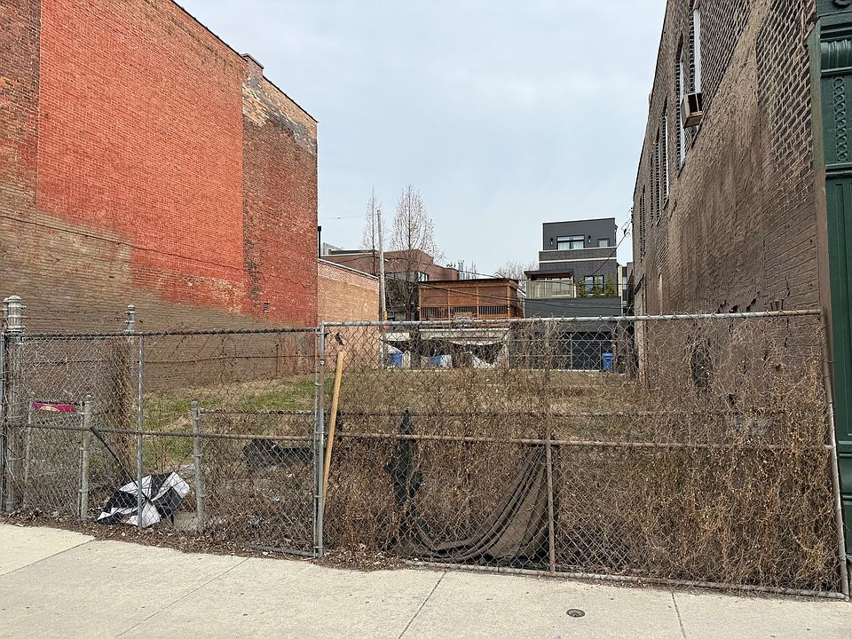 1st image of 1812 W Grand Ave