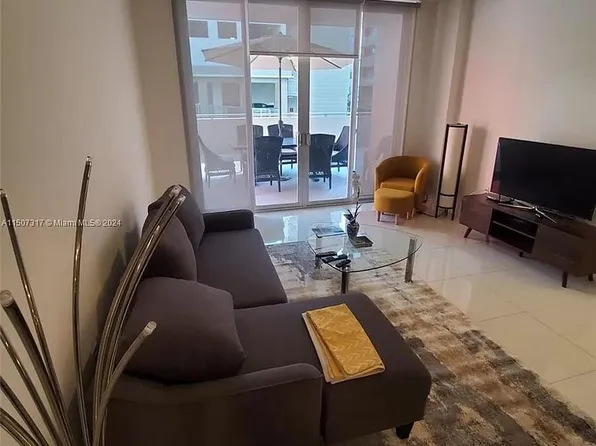 7751 NW 107th Ave APT 221, Doral, FL 33178