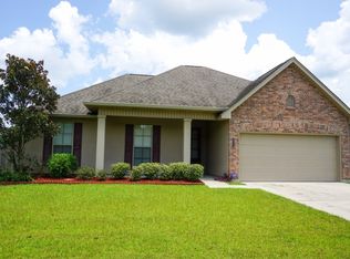 28348 Grand Turk Dr, Denham Springs, LA 70726