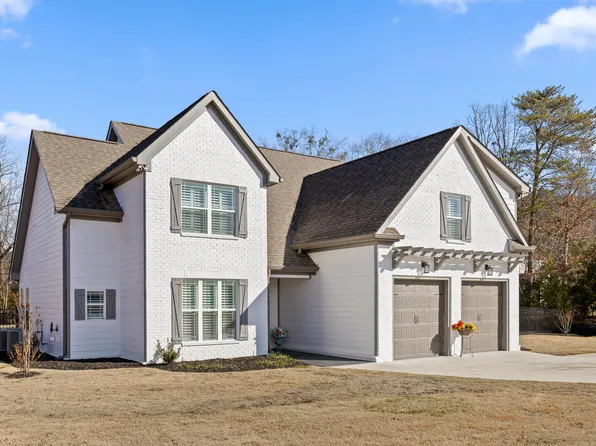 7136 Sylar Rd, Ooltewah, TN 37363