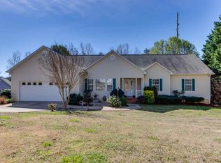 119 Oak Wind Cir, Greer, SC 29651