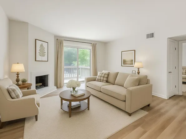 1402 Camp Rd APT 12F, Charleston, SC 29412