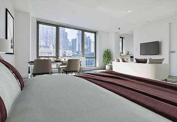 3rd image of 3 W 36th St APT 11C