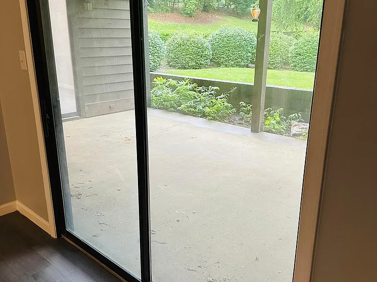 8029 Cedar Glen Dr — Photo 17