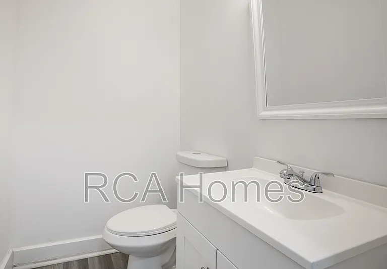 2960 N Park Ave — Photo 9