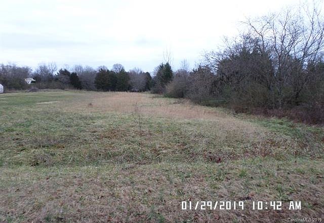 2nd image of 120 Sara Ln #4