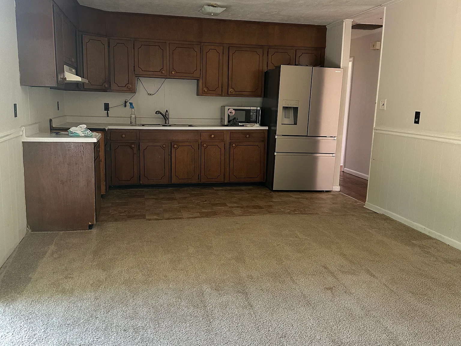 3 bed, 1301 sqft, $1,550 — Photo 4