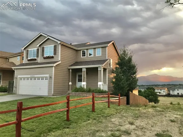 2006 Meadowbrook Pkwy, Colorado Springs, CO 80951